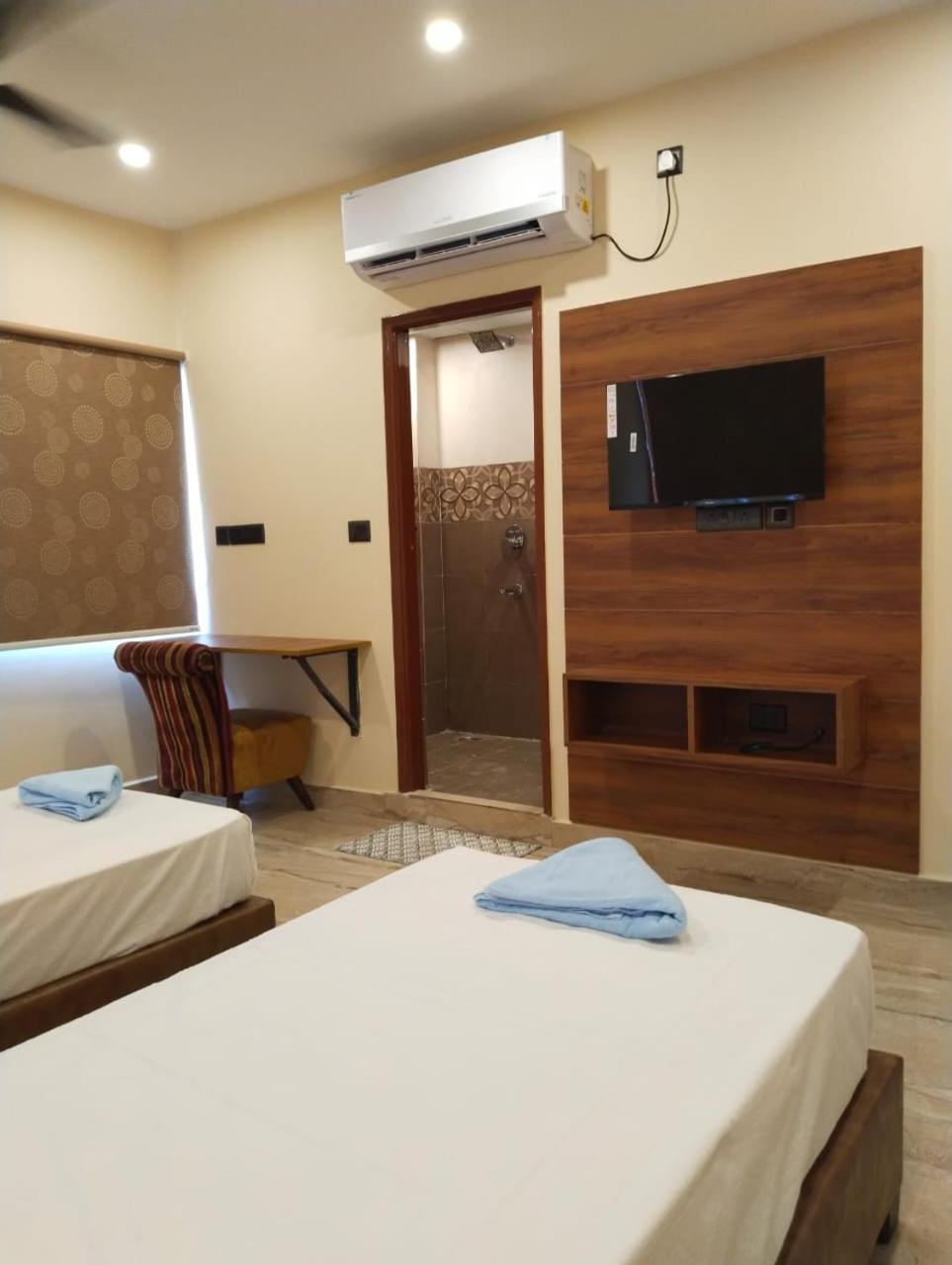 Hotel Windsor Plaza Haïdarabad Extérieur photo