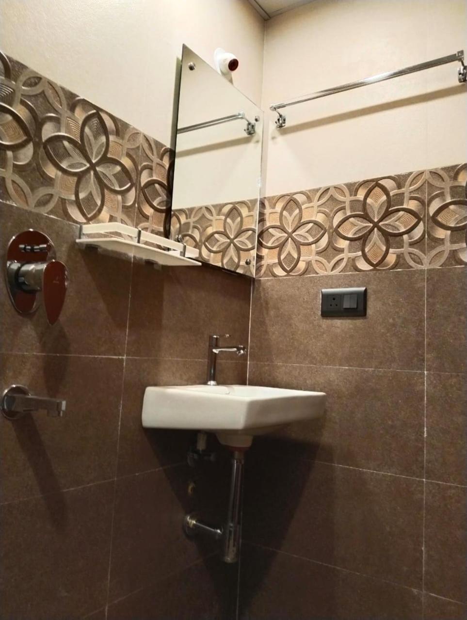 Hotel Windsor Plaza Haïdarabad Extérieur photo